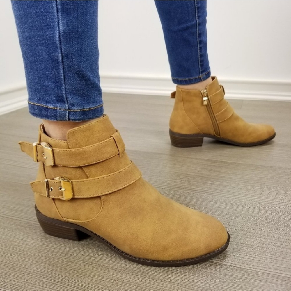 Chestnut Ankle Booties Size 6.5